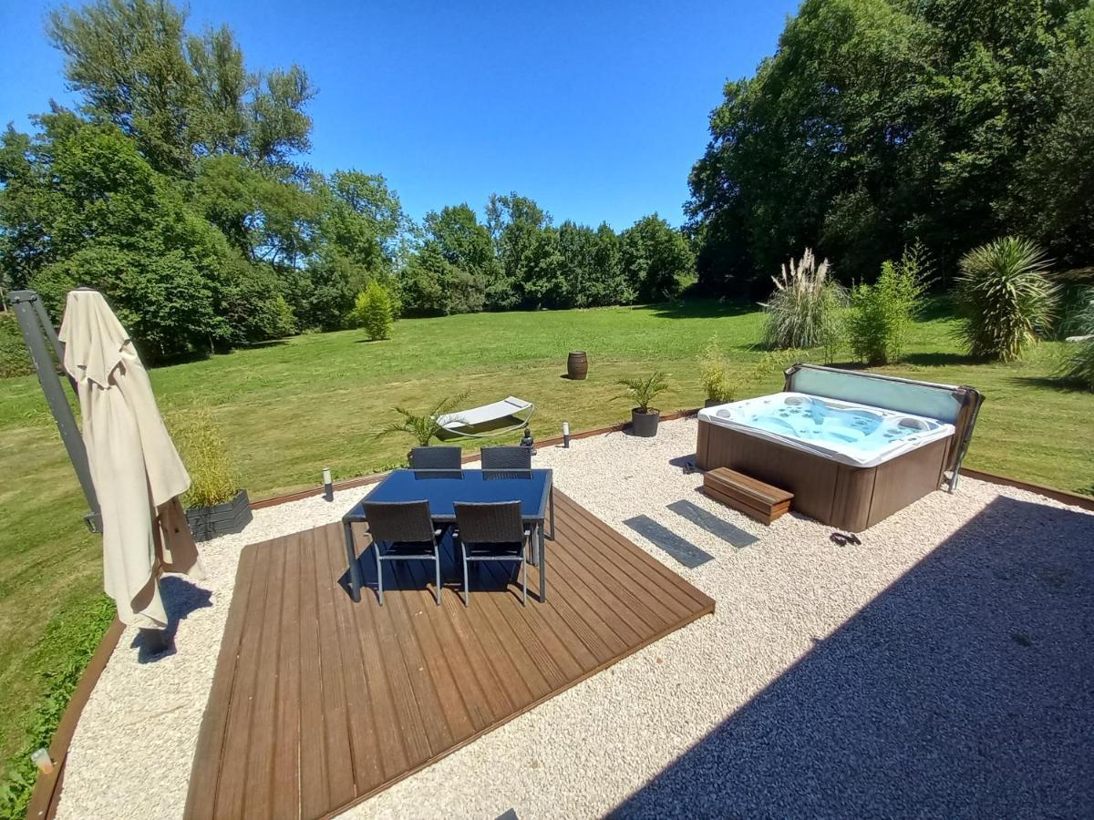 Villa L'Oasis Des Pyrénées à Campuzan Extérieur photo